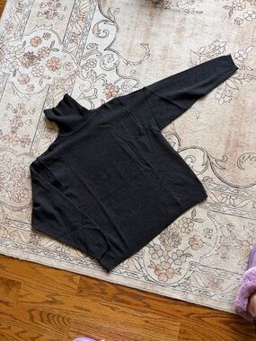 Pendleton Dark Grey Virgin Wool Turtleneck Sweater